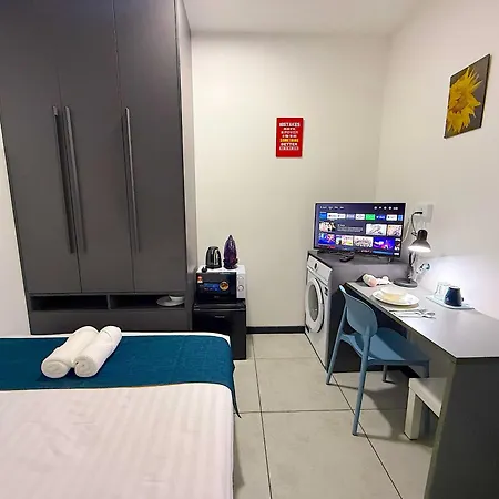 Neu Suites By Serenity Vacation Homes Junior Suite Kuala Lumpur Exterior photo